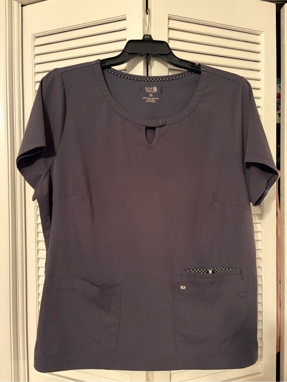 koi Classic Round Neck Scrub Top - Gray